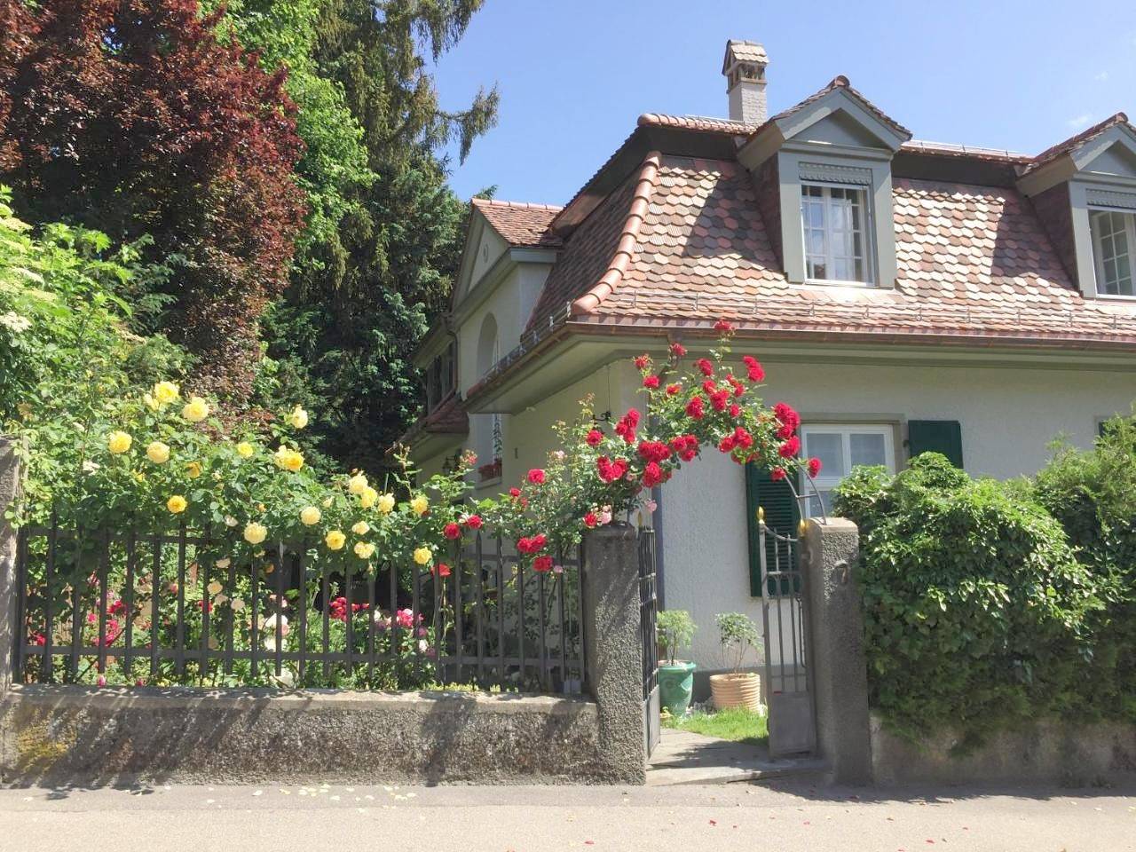 Double Room with Private Bathroom in Bern, Berner Oberland