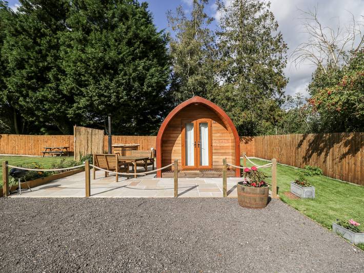 Halmore Pod in Stroud, Gloucestershire