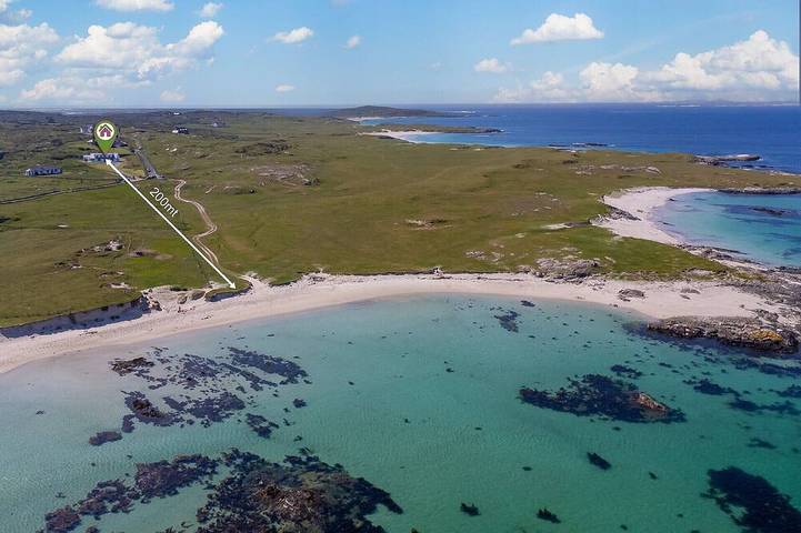 Chalet for 8 people, with garden and balcony in Ireland