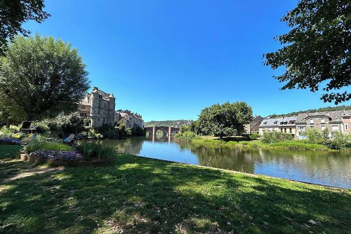 Appartement entier, Appartement t2 bord du lot in Espalion, Aveyron