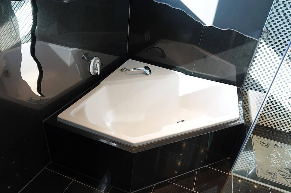 Appartamento intero, Penthouse above the rooftops with roof terrace and far-reaching views in Roding, Baviera Orientale