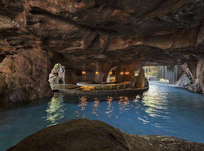 Hotel for 4 people, with pool and hot tub in Lahaina