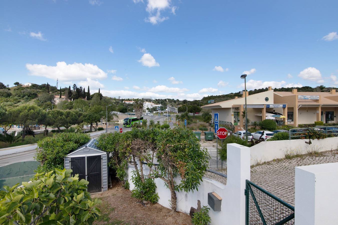 Villa 'Neves' mit Bergblick, privatem Pool und privater Terrasse in Albufeira, Faro Distrikt