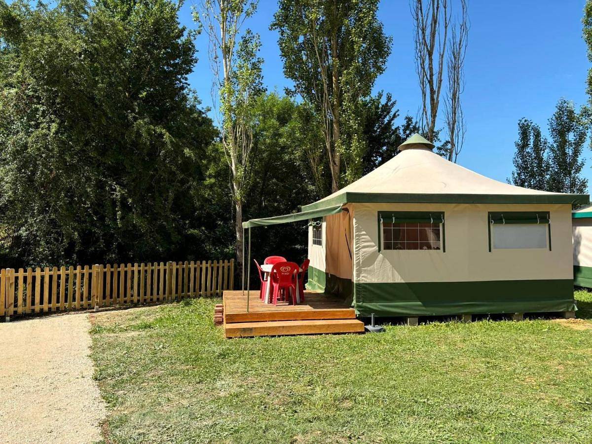 Camping Le Bourdieu in Durfort, Ariège