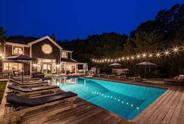 Vacation Home for 14 Guests in North Fork, Suffolk County, Picture 4