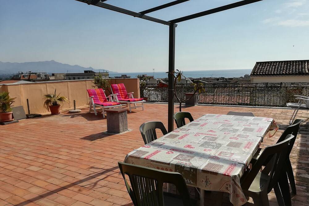 Appartement entier, Appartement - Riposto in Riposto, Province de Catania