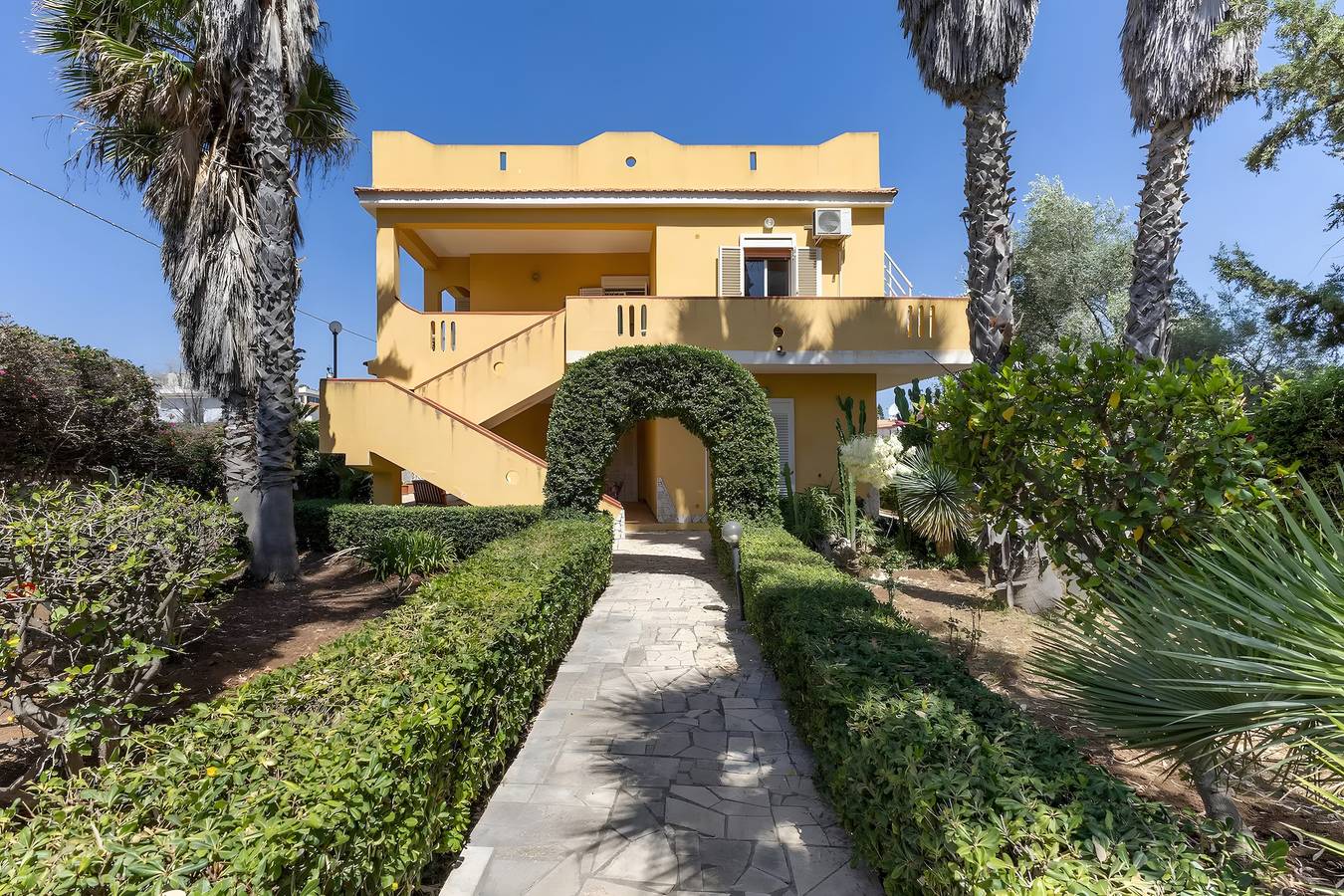 Ganze Wohnung, Apartment „Villa Preside Vista Mare“ mit Meerblick, Wlan und Klimaanlage in Lido di Noto, Noto und Umgebung