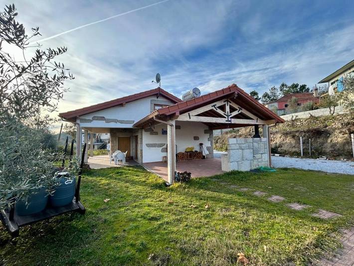 Location de vacances pour 5 personnes, avec vue et jardin dans Penalva do Castelo - 4