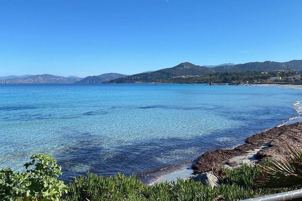 Villa 6 Personnes Avec Jacuzzi Pour des Vacances de Rêves à 3 min de la Plage in Palasca, Calvi und Umgebung