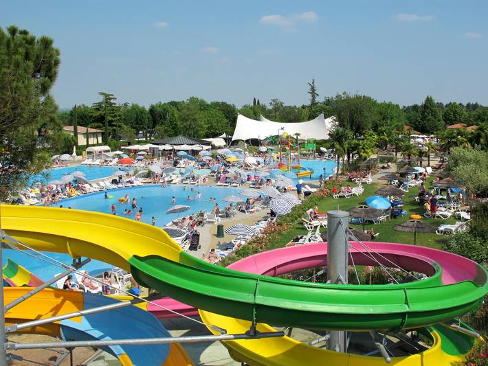Casa de vacaciones para 5 personas, con jardín además de terraza y piscina para niños - 1