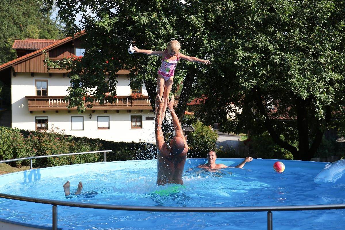 Ferienhof Wolf - Ferienwohnungen Sonnenblume 45m² in Viechtach, Ostbayern