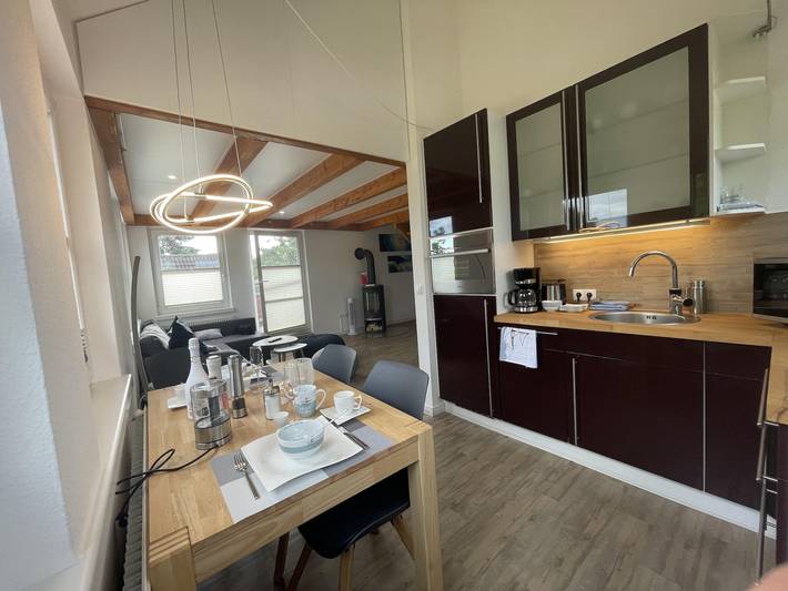 Ferienwohnung für 4 Personen, mit Balkon und Terrasse an der Kieler Bucht - 2