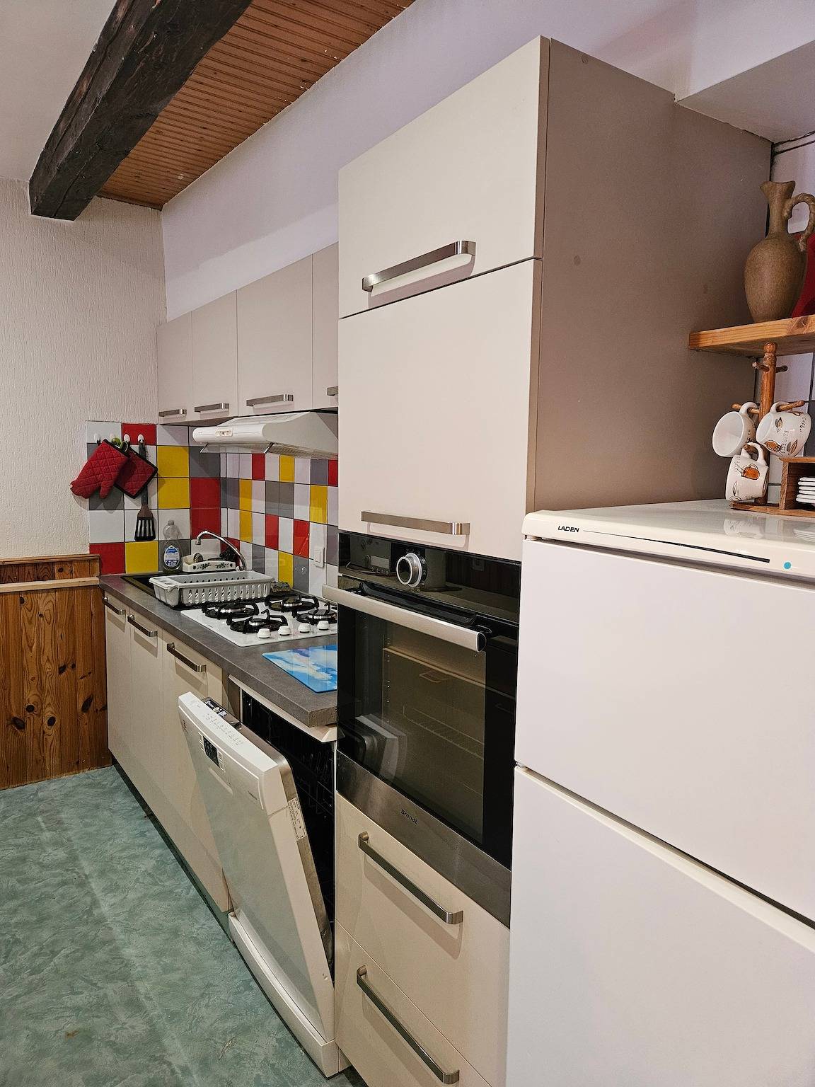 Holiday Home “Gîte 732 in the Lake Region” with Wi-Fi in Bonlieu, Jura Francais