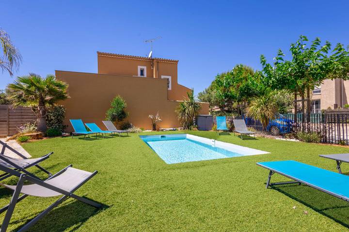 Ferienhaus für 10 Personen, mit Garten und Pool