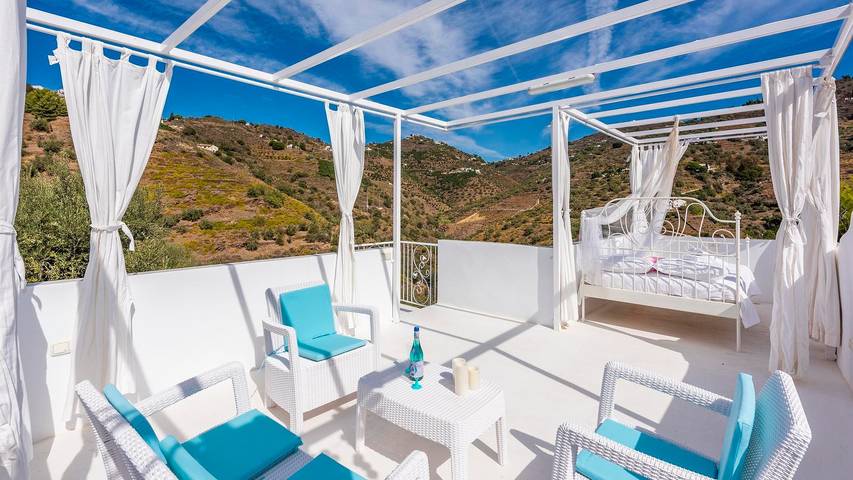 Casa rural para 8 personas, con piscina y balcón/terraza en Sayalonga - 2