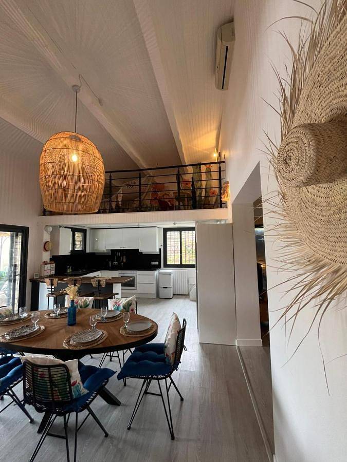 Location de vacances pour 6 personnes, avec jardin et piscine à Garrigues-Sainte-Eulalie - 2