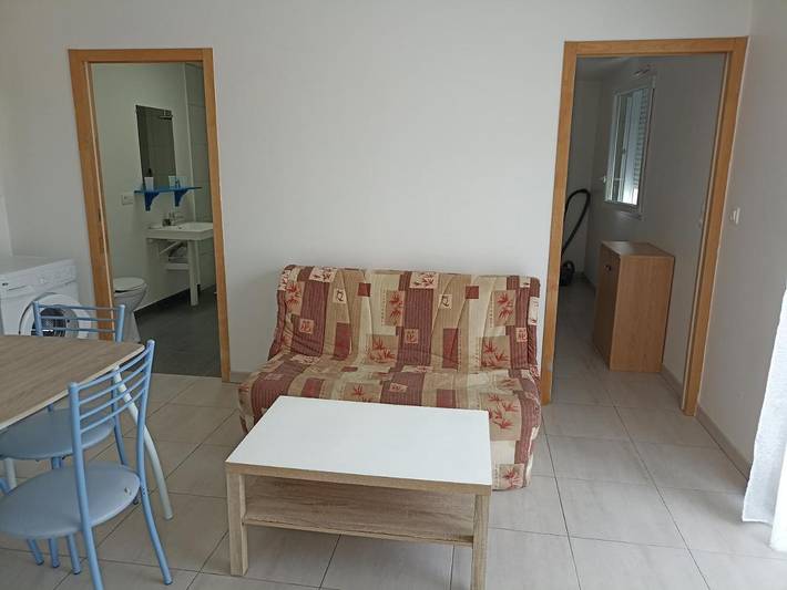 Location de vacances pour 3 personnes, avec terrasse à Croix-Chapeau - 3