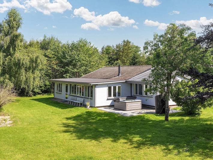 Ferienhaus für 8 Personen, mit Terrasse und Garten, mit Haustier - 1