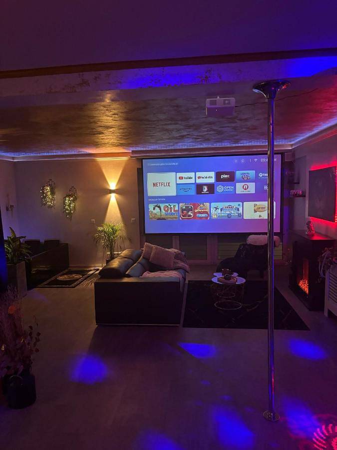 Ferienwohnung für 2 Personen, mit Terrasse und Whirlpool sowie Sauna in Essen - 3