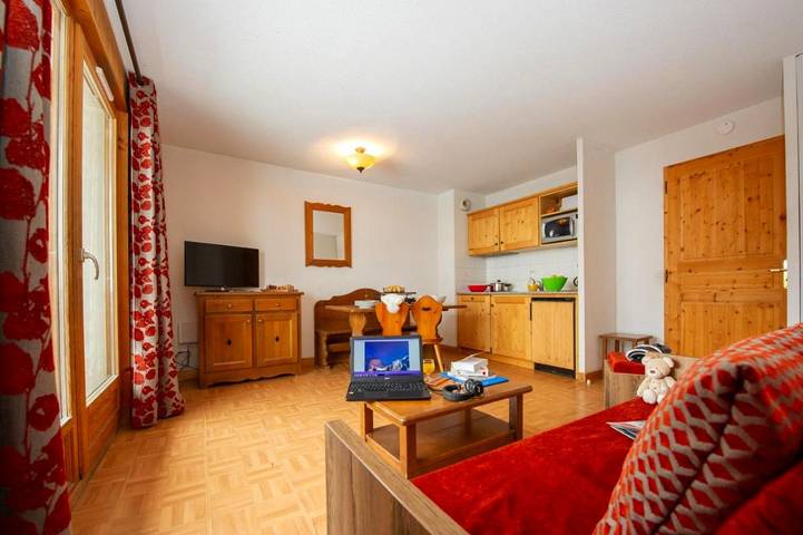 Appart’hôtel pour 4 personnes, avec sauna et vue ainsi que balcon et piscine