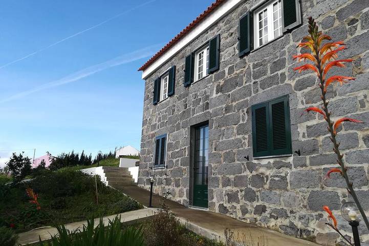 Bed and breakfast para 2 pessoas, com jardim nos Açores