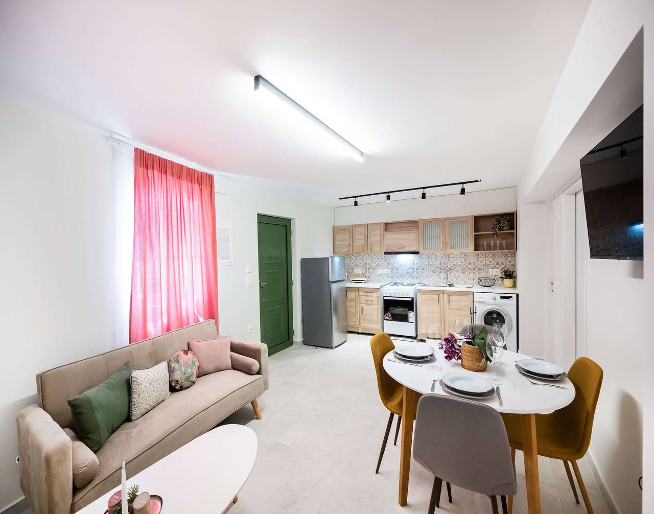 Ganze Wohnung, Boukamvillia Apartment, just 500m from Nidri Beach in Nydri, Griechenland