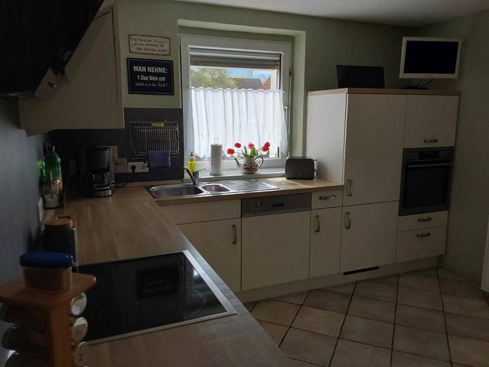 Ferienwohnung für 4 Personen, mit Balkon und Terrasse sowie Garten und Ausblick in Magdeburg - 3