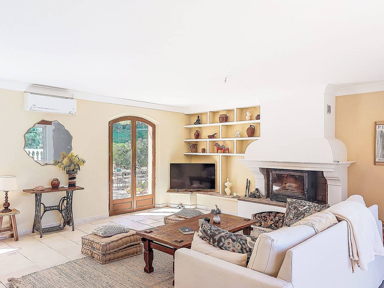 Villa Solhyllan in Plan-de-la-Tour, Costa mediterránea (Francia)
