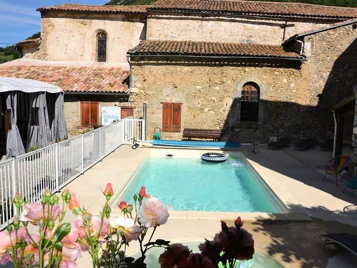 Chalet pour 4 personnes, avec Terrasse et Piscine