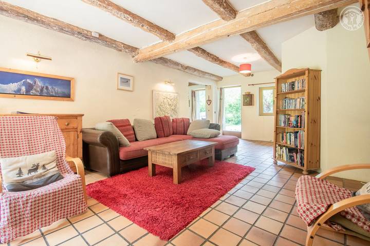 Gîte pour 12 personnes, avec jardin à Villard-sur-Doron - 2