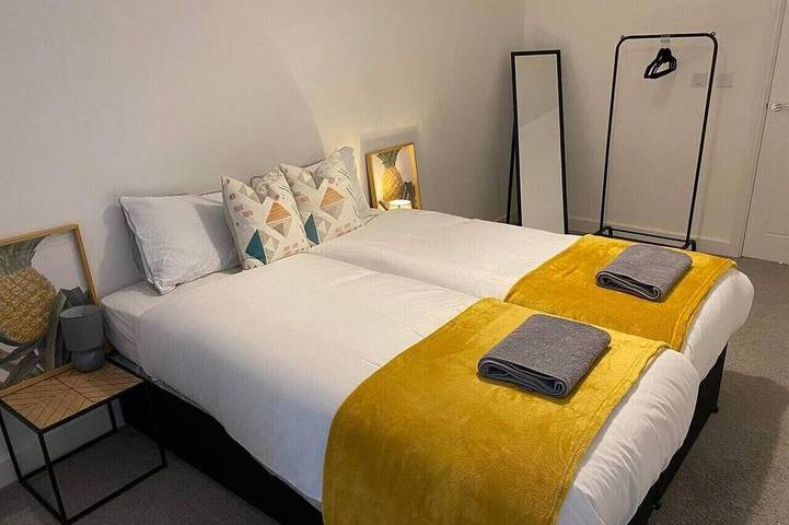 Appartement entier, 2 Bed Apartment Free Parking Close to Gatwick in Crawley, Sussex de l'Ouest