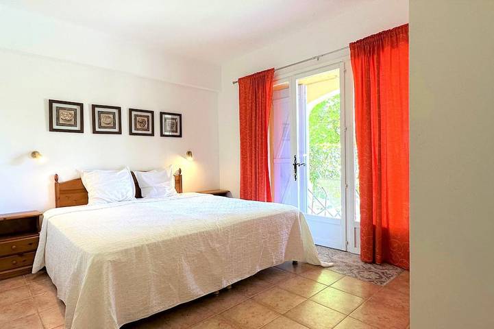 Ganze Wohnung, Grand F3 - Apartment für 4 bis 6 Personen in Figanières, Draguignan Region