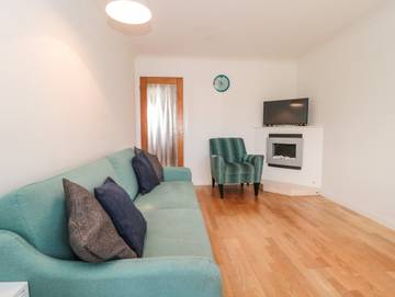 Vacation Rental for 4 Guests in Kewstoke, North Somerset, Picture 4