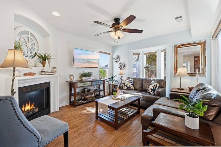 Vacation house for 8 people, with balcony, kid friendly in California