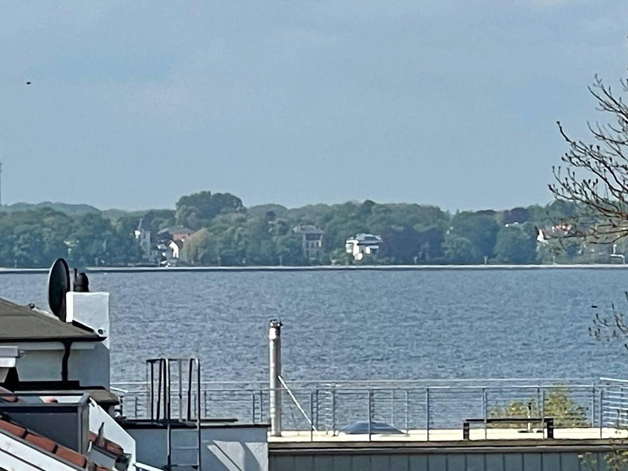 Ganze Wohnung, Ferienwohnung 'Panoramablick' mit Meerblick, Balkon und Wi-Fi in Altefähr, Stralsund Umland