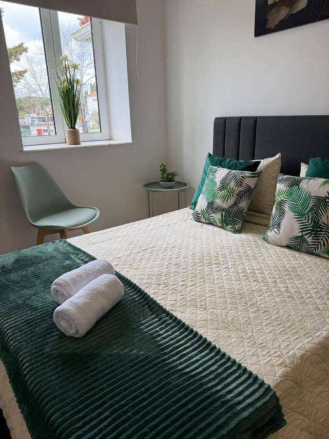 Location de vacances pour 5 personnes, avec vue et jardin à Fátima