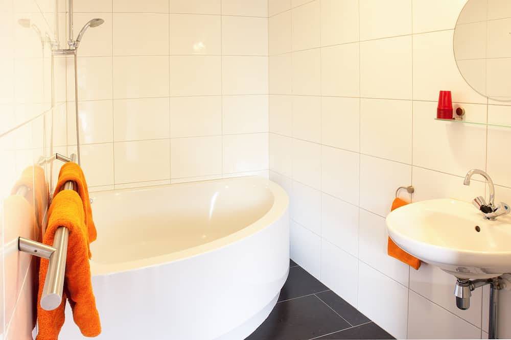 Ganze Wohnung, Freistehende voll möblierte Wohnung in Rijpwetering, Groene Hart