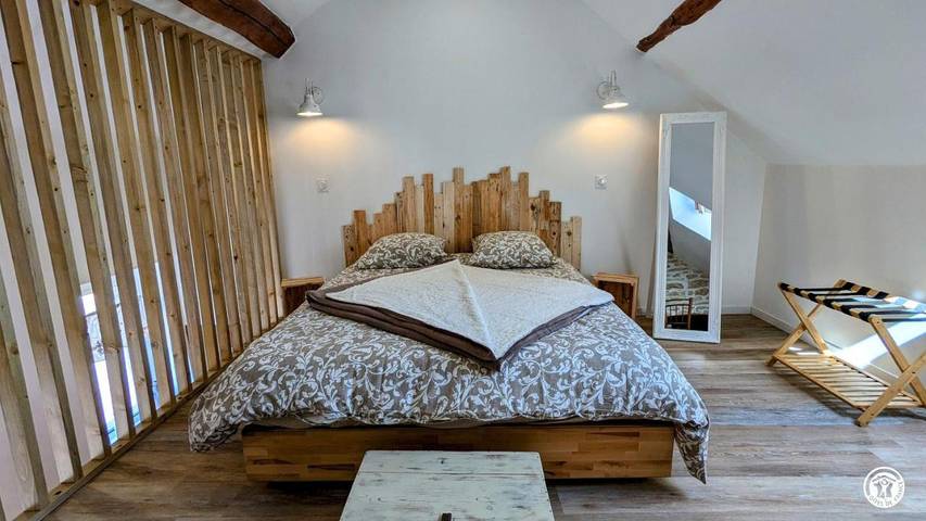 Location de vacances pour 3 personnes, avec jardin et terrasse à Bèze (homonymie) - 4