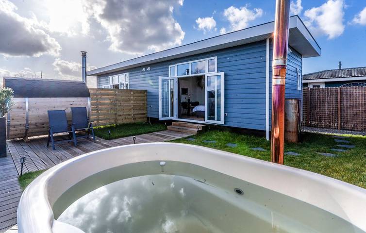 Ferienhaus für 2 Personen, mit Ausblick und Sauna sowie Terrasse - 1