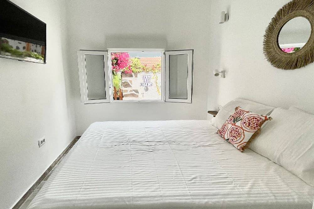 Entire apartment, Eden Gomera Suite in Agulo (municipality), La Gomera