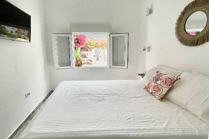 Entire apartment, Eden Gomera Suite in Agulo (municipality), La Gomera