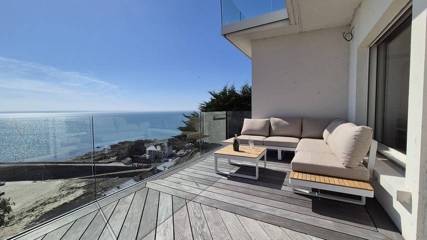 Gîte pour 8 personnes, avec terrasse dans Port De Piegu Pleneuf Val Andre