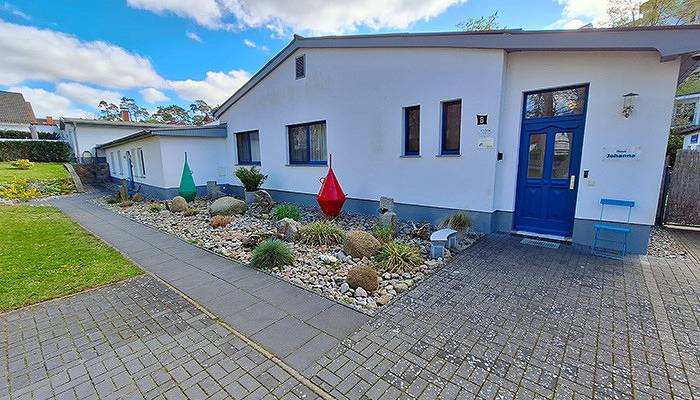Johanna Brinkmannhaus -historisch viel Platz fast am Strand Sauna Terrasse Grill in Strand Heringsdorf, Heringsdorf