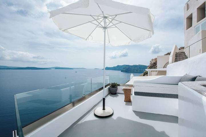 Villa für 2 Personen, mit Balkon und Whirlpool in Oia