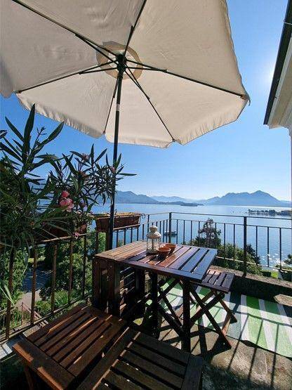 Apartamento vacacional entero, Appartement Camelie mit Privatstrand in Baveno, Comune di Baveno