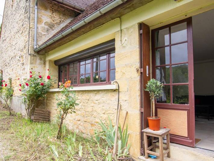 Location de vacances pour 2 personnes, avec vue et jardin à Carlux - 3