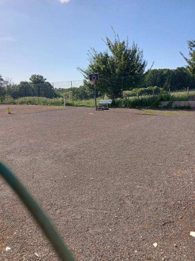 Location de vacances pour 4 personnes, avec jardin ainsi que piscine et vue, animaux acceptés à Thorigné-sur-Dué - 4