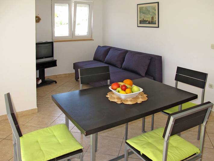 Ferienwohnung für 4 Personen, mit Terrasse und Garten in Zadar - 3