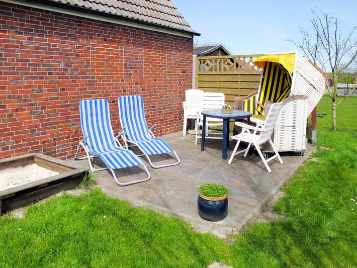 Ferienhaus für 4 Personen, mit Terrasse und Garten in Wangerland - 2