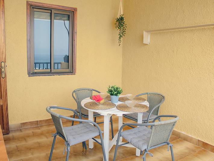 Gîte pour 5 personnes, avec balcon et piscine à Santiago del Teide - 4